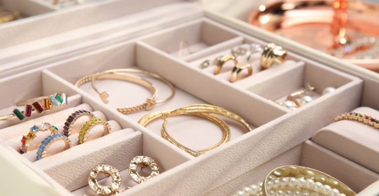 Secrets to Streamlined Supply Chains for Jewelry Manufacturers