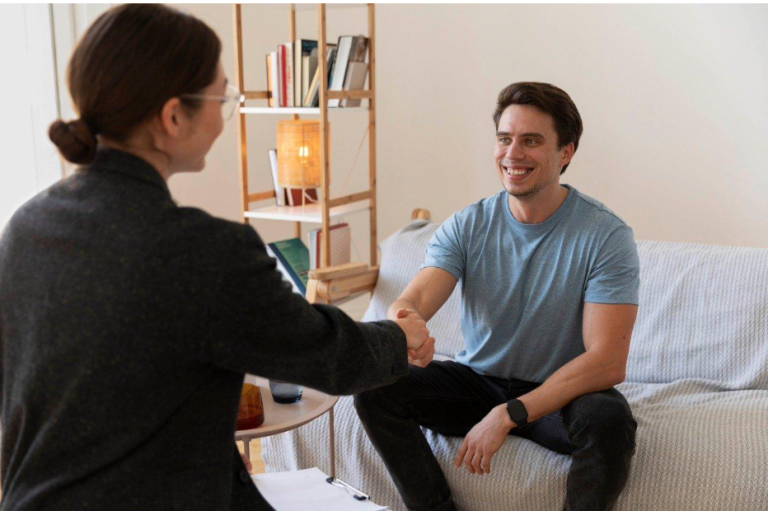 Features to Look for in AI Note Tools for Counsellors
